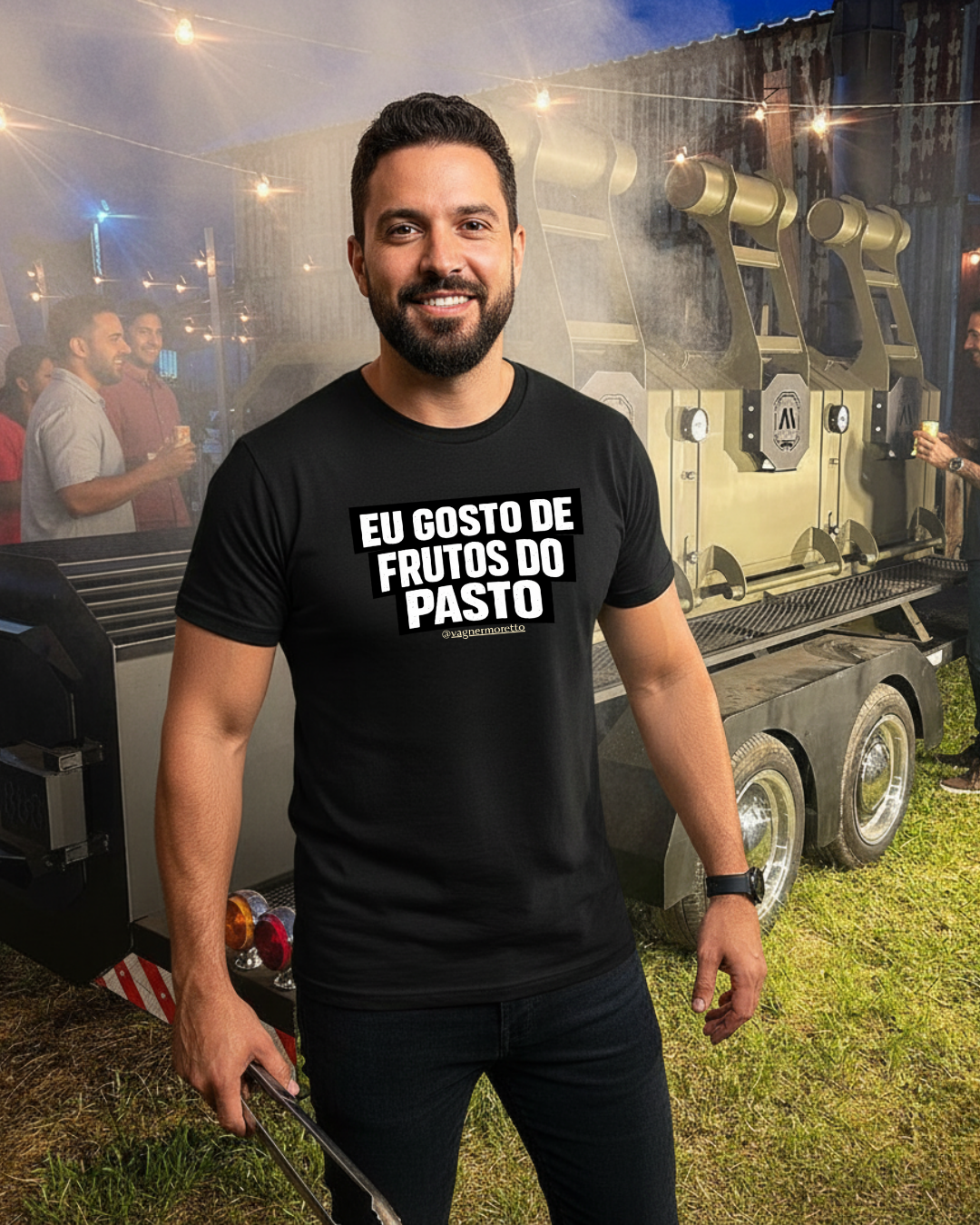 Camiseta “EU GOSTO DE FRUTOS DO PASTO” | Preta | 100% Algodão | P ao 4G