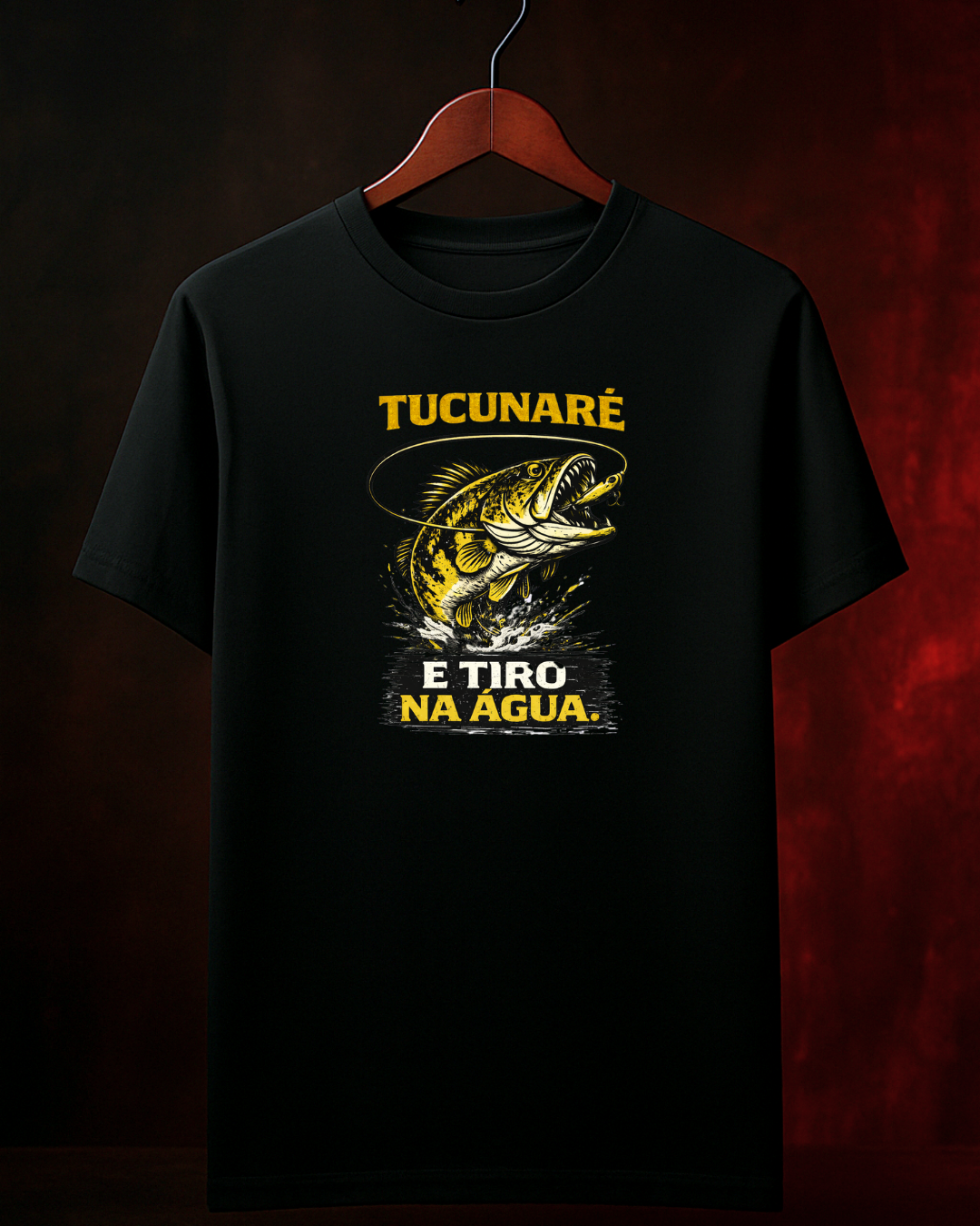 Camiseta Tucunaré é Tiro na Água mockup vista frontal - Smokey Wear