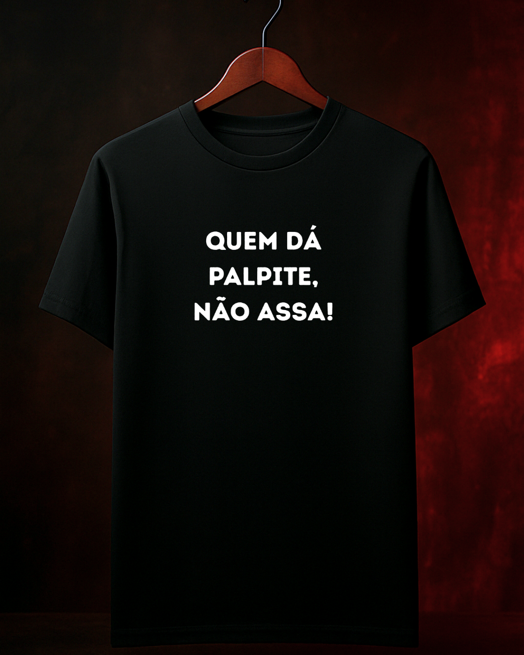 Camiseta Palpiteiro feminino preta vista frontal - Smokey Wear