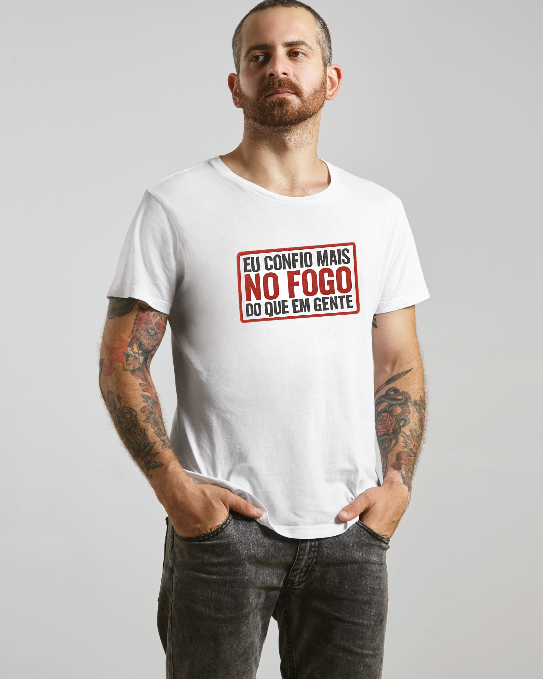 Camiseta Fé no Fogo Branca churrasco masculina feminina - Smokey Wear