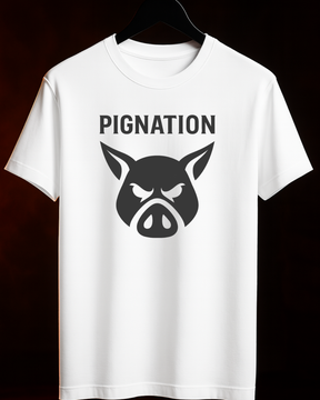 🔥 CAMISETA "PIG NATION DARK MODE" — PRETA OU BRANCA | 100% ALGODÃO | TAMANHOS P AO 4G 🔥