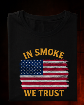 Camiseta IN SMOKE WE TRUST Masculina Preta/Branca Algodão 100% Estampa Churrasco