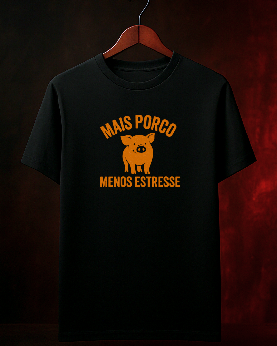 CAMISETA "MAIS PORCO, MENOS ESTRESSE" — Coleção Pig Nation | Preta ou Branca | 100% Algodão | Tamanhos P ao 4G
